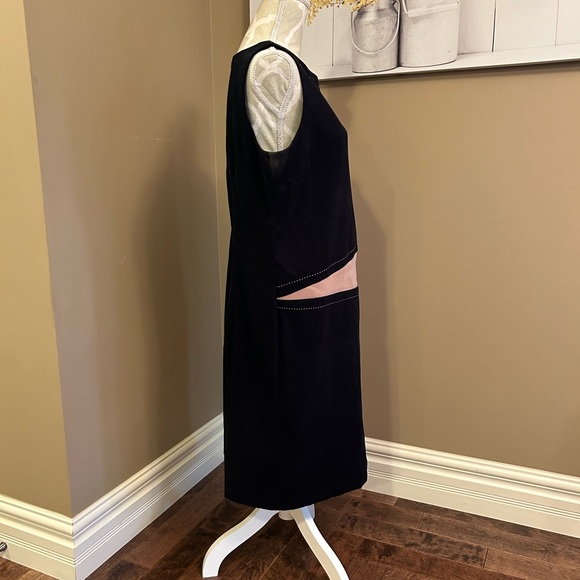 Lori M suede look dress - Picture 4 of 10
